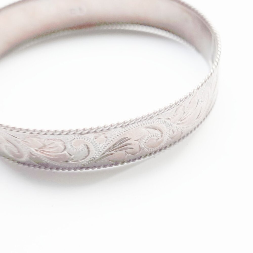 Antique Sterling Silver Hinged Bangle Bracelet
